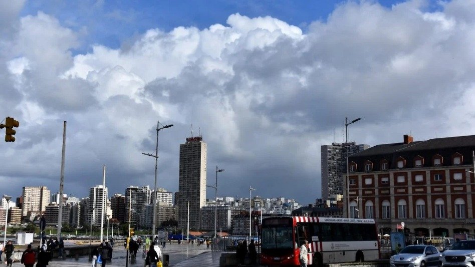 Tiempo algo ventoso con nubosidad en aumento y una máxima de 22 grados